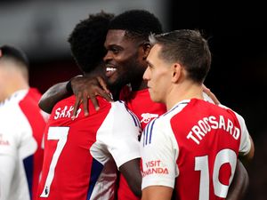 Supporting image for story: Arsenal return to winning ways by easing past Nottingham Forest