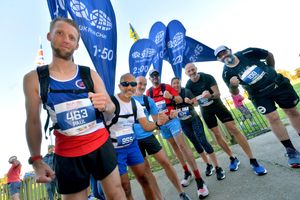 Paul Aston, Riccardo Pensa, Al Dean, Ash Wilkes, Claire Sproston, John Taylor, James Ellis from UKRunChat