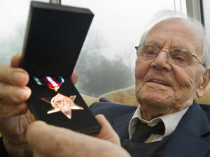 Supporting image for story: Shropshire war convoys veteran dies at the age of 97
