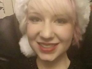 Supporting image for story: Shrewsbury's Eloise Parry honoured for her university work after tragic diet pill death