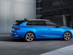 Supporting image for story: Vauxhall reveals new Astra Sports Tourer with bold new look