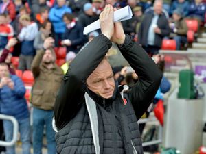 Supporting image for story: Walsall boss Dean Keates: We believe we can survive