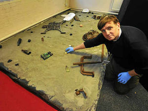 Supporting image for story: Titanic's industrial links are on show at museum