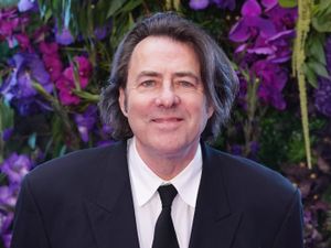 Supporting image for story: Jonathan Ross to return as host of ITV’s Oscars companion show