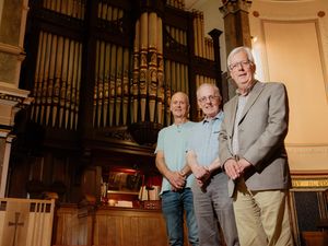 Supporting image for story: Wellington church organ wins special honour