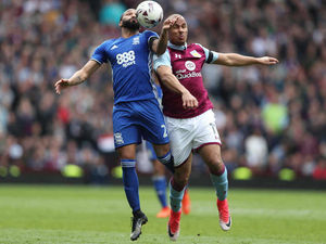 Supporting image for story: Steve Bruce challenging Gabriel Agbonlahor to get a new Aston Villa contract