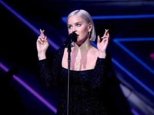 Supporting image for story