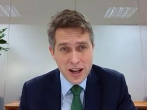 Supporting image for story: Parents could be asked to administer rapid Covid-19 tests for children at home