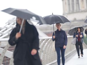Supporting image for story: Met Office issues amber thunderstorm warning for parts of eastern England
