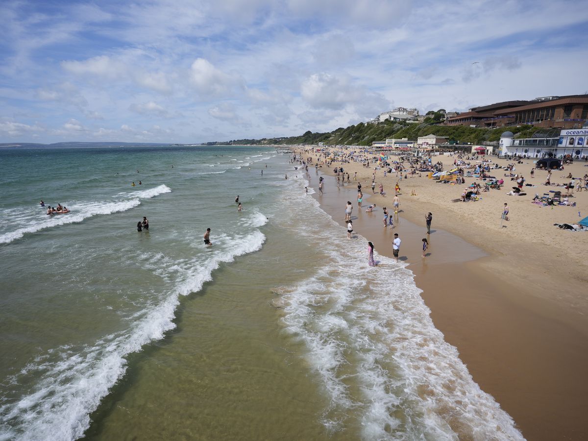 Philippines Braces for Heatwave: Amber Alert Issued as Temperatures Soar to 30°C