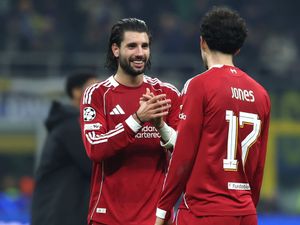 Supporting image for story: Dominik Szoboszlai and Curtis Jones insist Mohamed Salah row not affecting squad