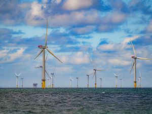 Supporting image for story: Boost offshore wind manufacturing for energy security, economy and jobs – report