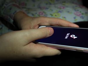 Supporting image for story