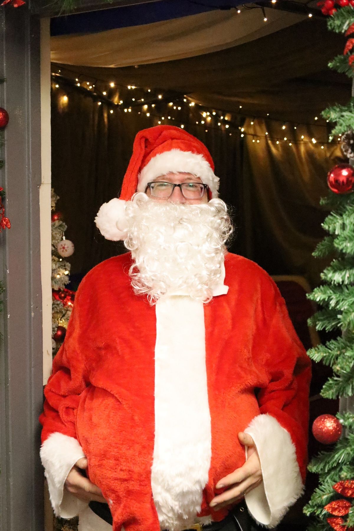 Brownhills Ormiston Academy opens its doors to hundreds for a magical community Christmas Fayre
