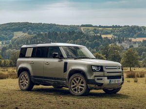 Supporting image for story: First Drive: The new Land Rover Defender reinvents an icon