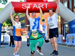 Supporting image for story: Black Country Festival: Bostin' start with road run and community events - PICTURES and VIDEO