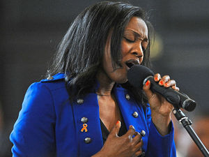 Supporting image for story: Beverley Knight to return to stage following hysterectomy