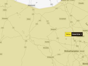 Supporting image for story: Yellow weather warning for snow and ice issued as snowfall hits Shropshire