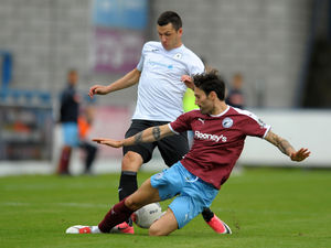 Supporting image for story: AFC Telford United 0 Gateshead 0 - Report and pictures
