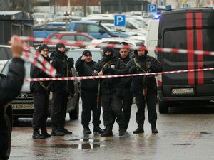 Supporting image for story: Russian general killed by bomb under his car in Moscow