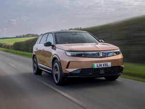 Supporting image for story: First Drive: Vauxhall’s Grandland aims for an upmarket experience