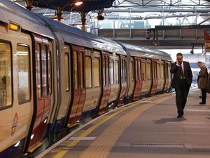 Supporting image for story: A 4G mobile connection could be on the London Underground by 2019