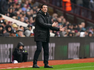 Supporting image for story: Unai Emery wants Aston Villa players to channel their Tottenham frustrations