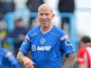 Supporting image for story: Halesowen Town go with experience