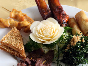 Supporting image for story: Food review: Vineyard Cantonese, Telford 