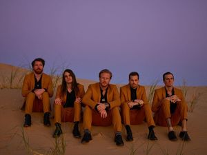 Supporting image for story: The Maine to play Birmingham show