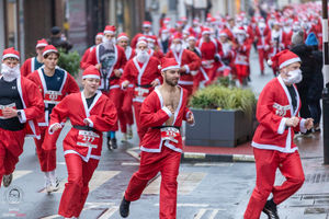 Santa run on Sunday - Simon Lewis