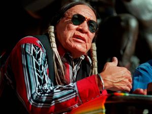 Supporting image for story: Native American character actor Saginaw Grant dies aged 85