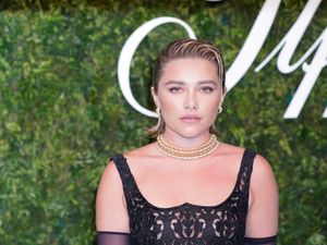 Supporting image for story: Florence Pugh teams up with reformed supervillains in Thunderbolts trailer