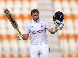 Supporting image for story: Joe Root racks up hundred after becoming England’s record Test run-scorer
