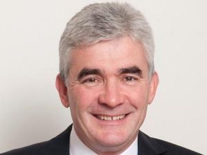 Supporting image for story: Earlier start date for new Carillion boss