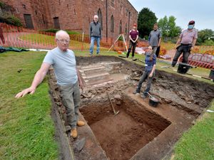 Supporting image for story: Lost Shrewsbury chapel remains hidden as team 'digs in the wrong castle'