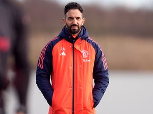 Supporting image for story: Manchester United close to signing Lecce wing-back Patrick Dorgu