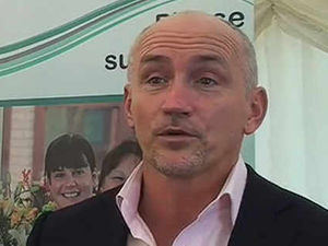 Supporting image for story: Star Barry McGuigan helps Telford ABC celebrate big bash