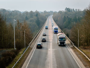 Supporting image for story: Big traffic delays as bypass closed for bridge work