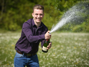 Supporting image for story: Dudley security guard wins £250,000 on National Lottery scratchcard