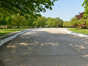 Supporting image for story: We can't make a splash! Tettenhall Pool bone dry despite baking Bank Holiday