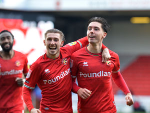 Supporting image for story: Walsall 2 Gillingham 0 - Report