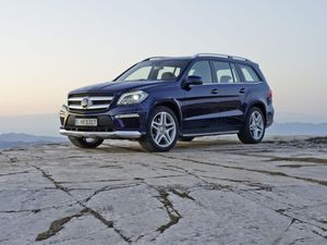 Supporting image for story: Mercedes-Benz issues recall over potential brake issue