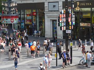 Supporting image for story: Shop security guard ‘jumped on and disarmed’ Leicester Square knifeman