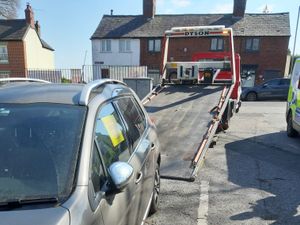 Supporting image for story: Police in tax reminder after 'off-the-road' car seized from public street