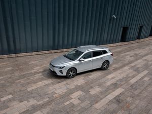 Supporting image for story: New MG 5 goes on sale priced from £30,995