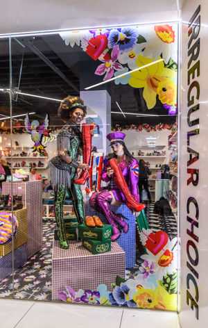 Kinky Boots cast at Birmingham Bullring and Grand Central. Picture by: Simon Hadley