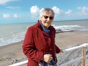 Supporting image for story: Routine eye test helps save 70-year-old's life as she spots stroke