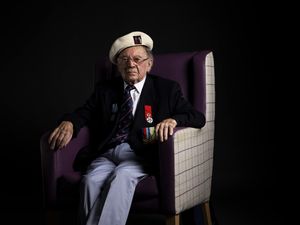 Supporting image for story: D-Day veteran calls for sacrifice of life to be recognised by future generations