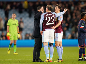 Supporting image for story: Lille boss takes swipe at Aston Villa set piece tactics